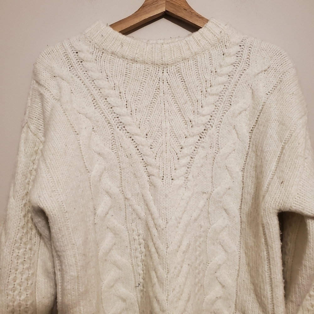 WHITE Cable Knit Sweater XS - Picture 2 of 4